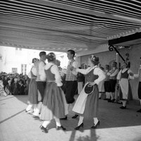 Em RyA126 - Folkdansuppvisning